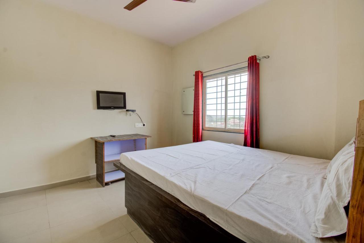 Spot On R D Homestay 1 Dispur Dış mekan fotoğraf